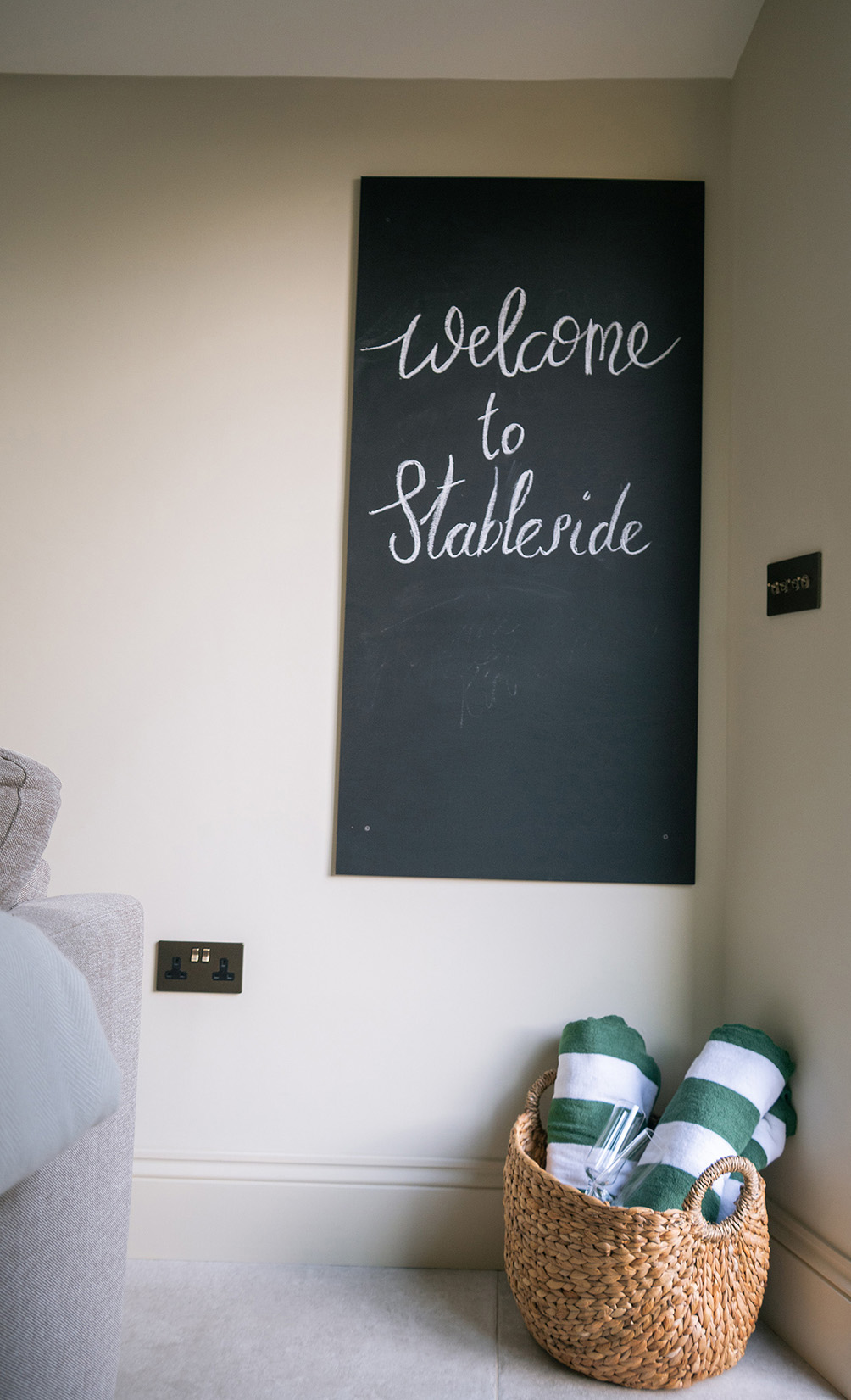 Stableside at Shaws Farm is a beautiful self catering cottage for 2 in the Forest of Dean, Blakeney, Gloucestershire, a working horse stables, accommodation Forest of Dean
