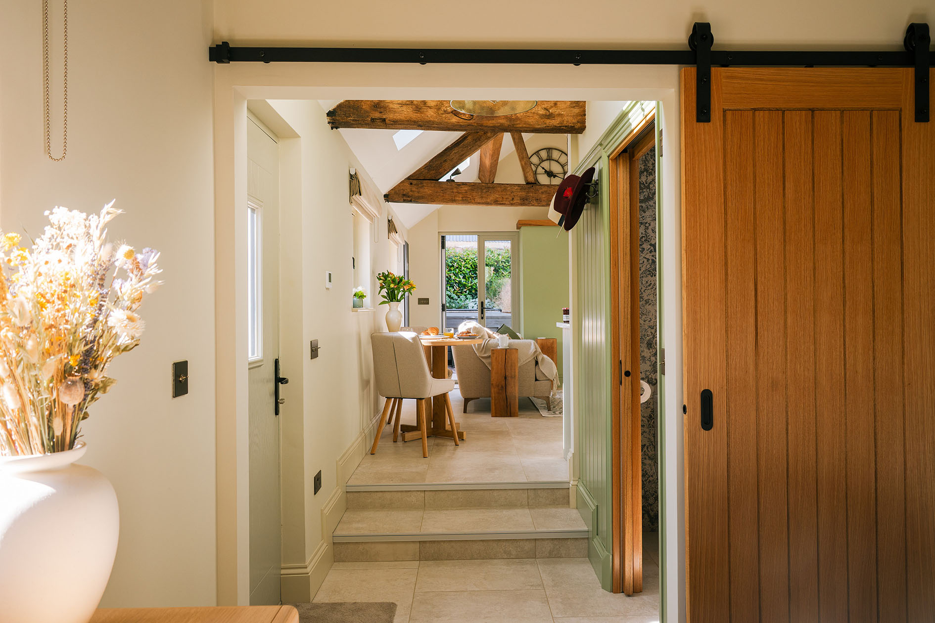 Stableside at Shaws Farm is a beautiful self catering cottage for 2 in the Forest of Dean, Blakeney, Gloucestershire, a working horse stables, accommodation Forest of Dean